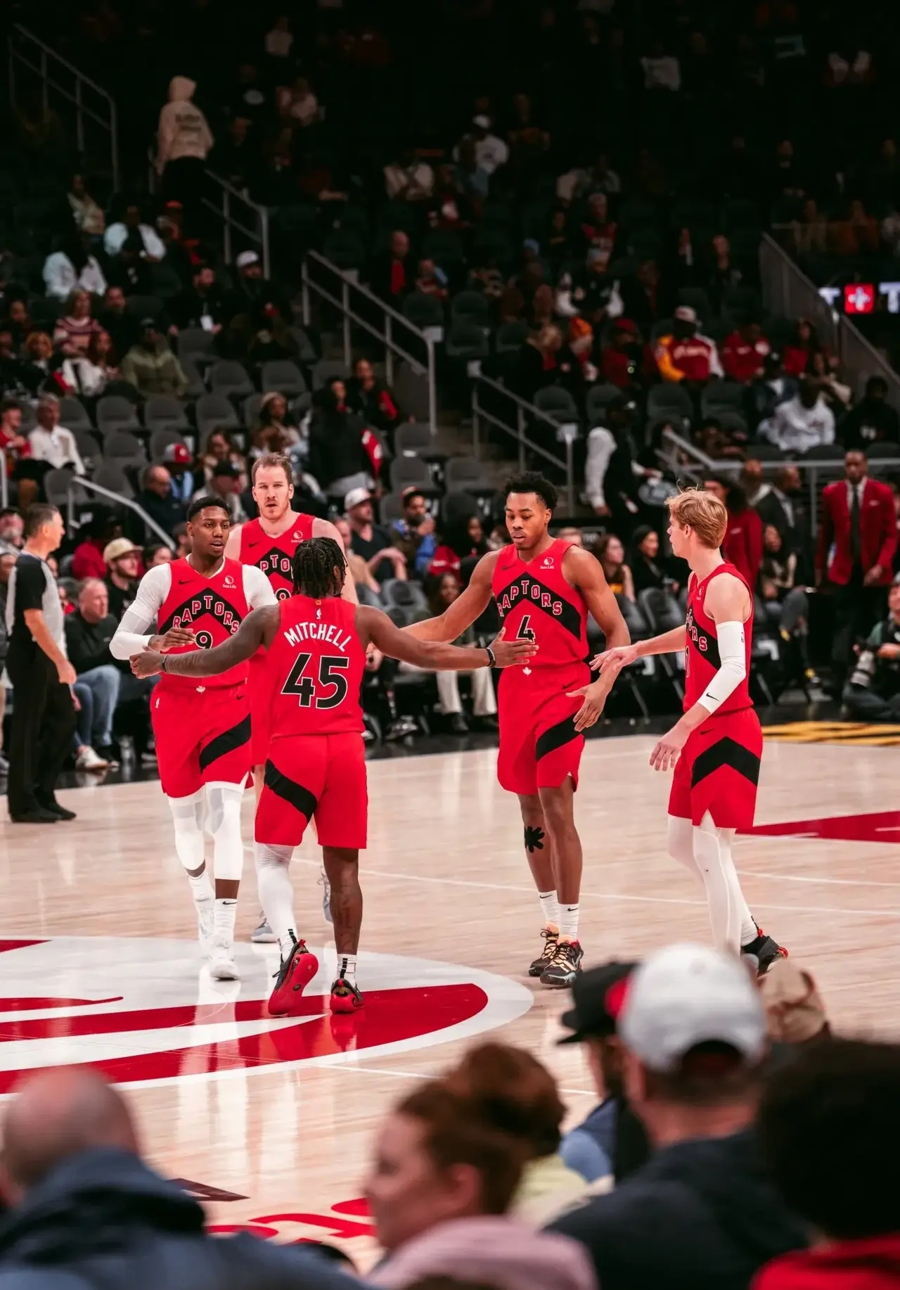 华体会体育官网入口-猛龙队抢得NBA总决赛先机