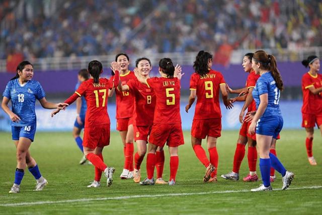 以色列女足战术精湛，频频击溃对手